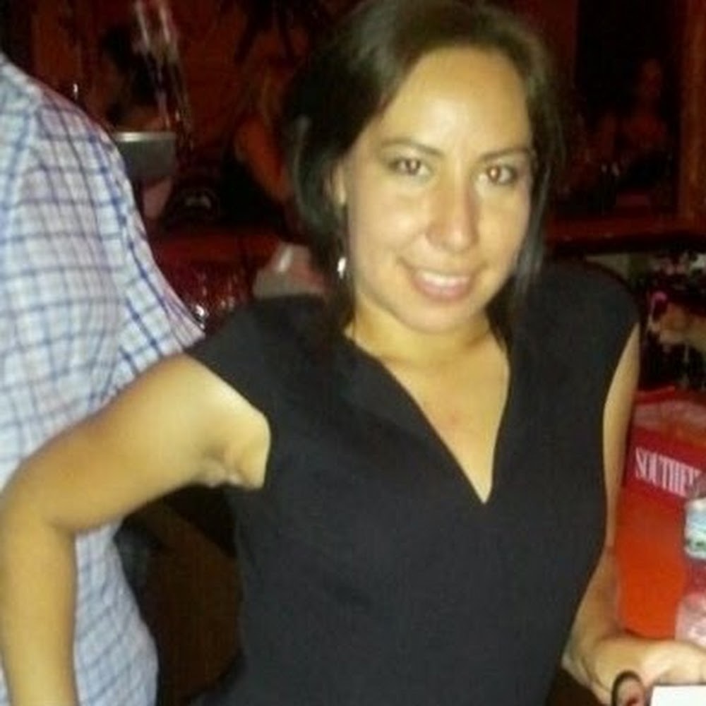 Meet your Posher, Carolina v.